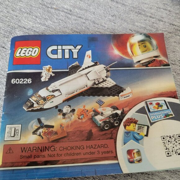 LEGO CITY: Mars Research Shuttle (60226) - Picture 3 of 14